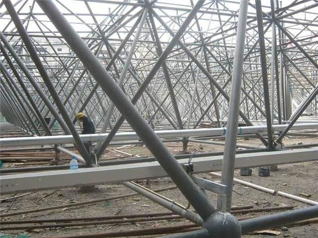 四川盘点螺栓球网架对选材方面的4点要求